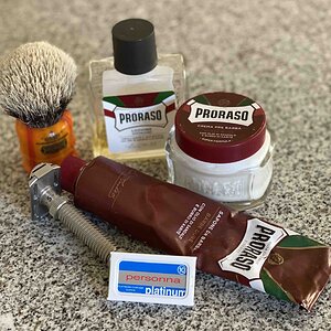 Proraso Red.jpg