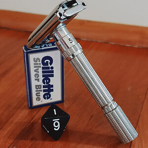 1964 Gillette Slim (7) - Gillette Silver Blue (1)