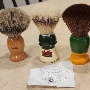 3a brushes for auction 001.jpg