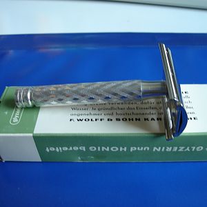 Pictures of a German made Gillette razor